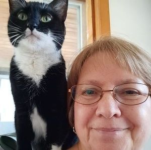 Meet your Posher, Pamela